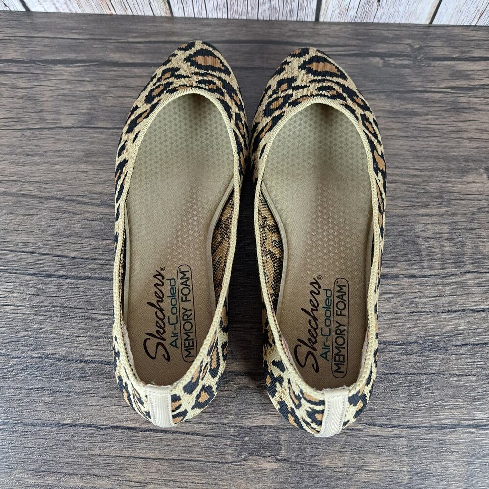 Skechers Cleo Claw Leopard Print Comfort Flats Memory Foam Slip ons Women's 6.5 - Picture 6 of 9
